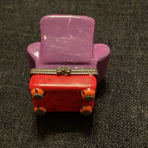 Ceramic Purple Chair w/Pillows & Cat Hinged Trinket Box-2 1/2” H x 1 1/2”W - Picture 3 of 5